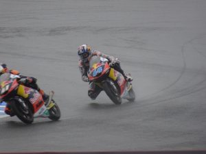 レース中のバイク